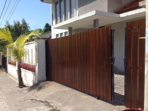 Гостиница Villa Rob  North Kuta